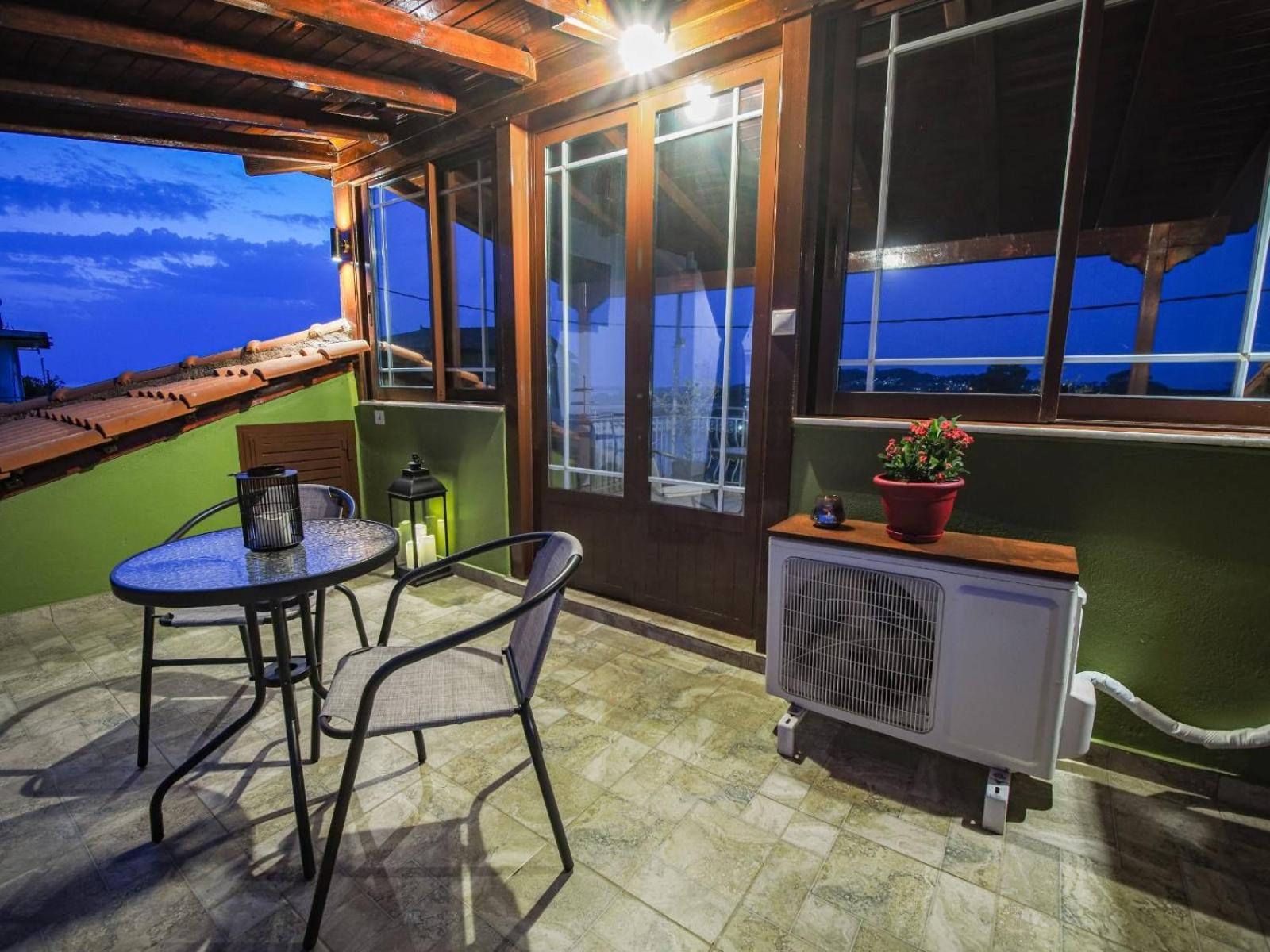 Apartament Taki'S Attic Agios Ilias  Zewnętrze zdjęcie